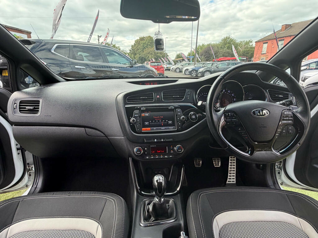 Kia Proceed Hatchback 1.6 T-gdi Gt Tech Euro 5 201414 Red #31