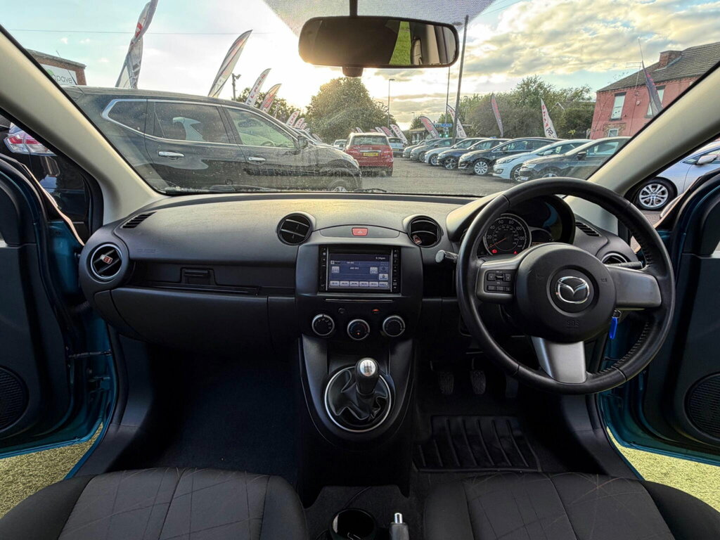 Mazda 2 Zda Mazda2 1.3 Ts Euro 5 Ac Black #30