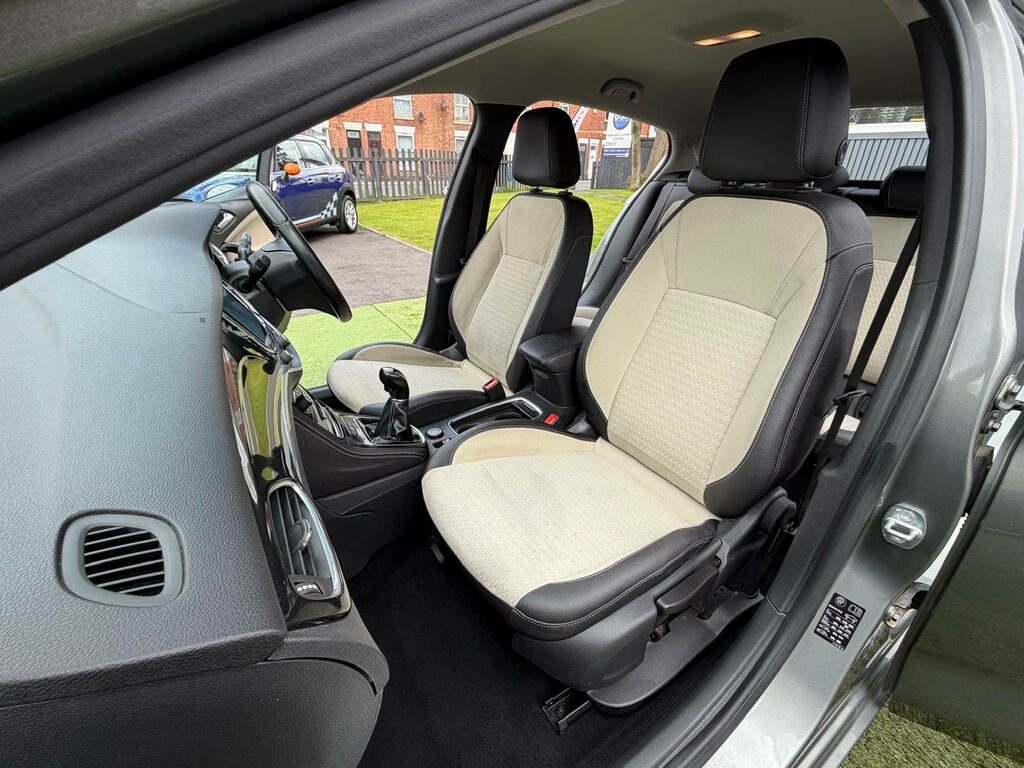 Vauxhall Astra  Silver #29