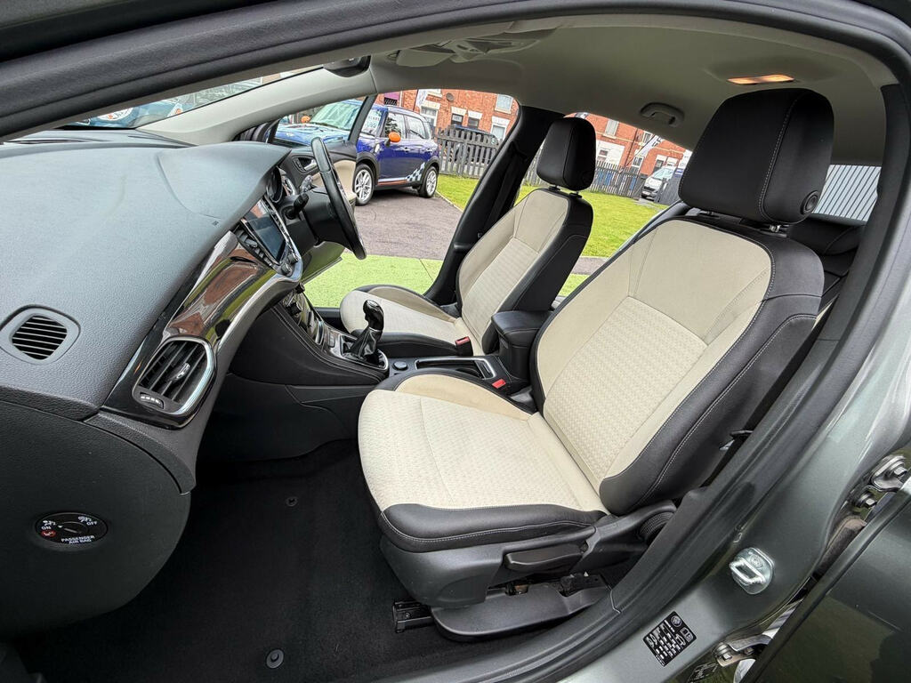 Vauxhall Astra  Silver #28