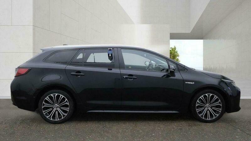 Toyota Corolla 2.0 Vvt-h Design Touring Black #4