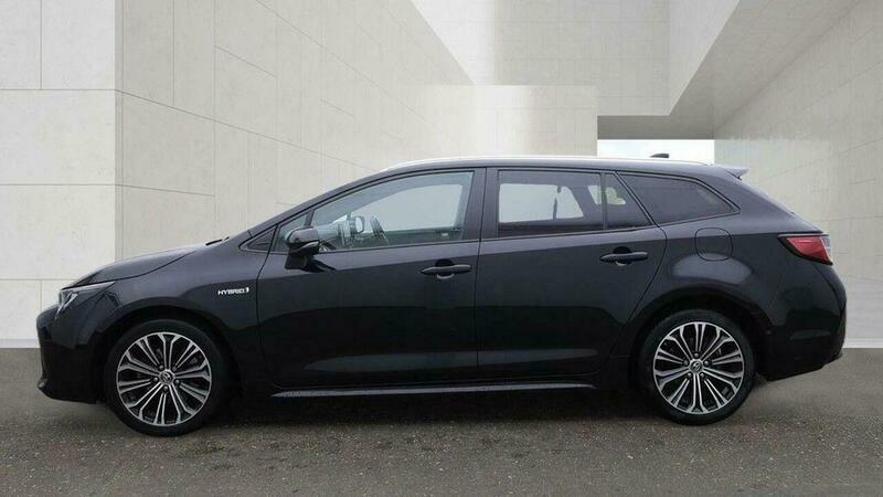 Toyota Corolla 2.0 Vvt-h Design Touring Black #5