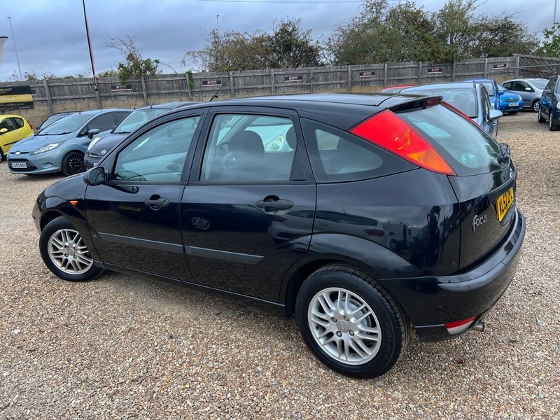 Ford Focus 1.6I 16V Black #9