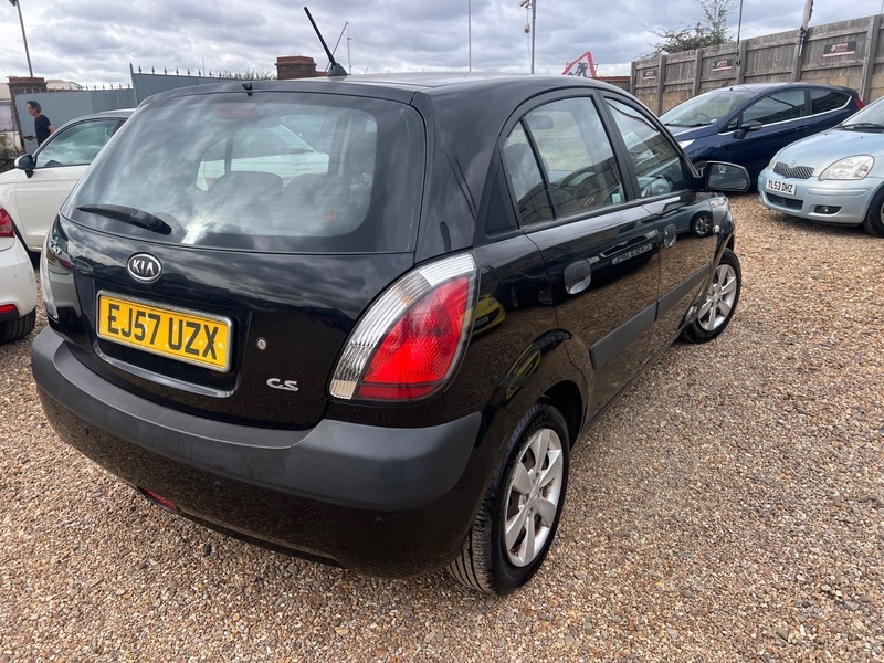 Kia RIO 1.5 Chill Crdi 109 Bhp Silver #10
