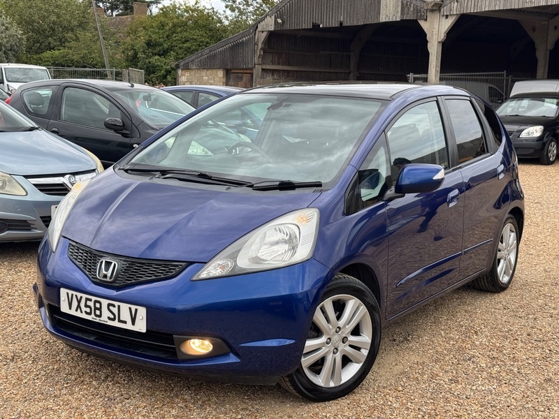 Honda Jazz 1.3 I-vtec Es 98 Bhp Red #8