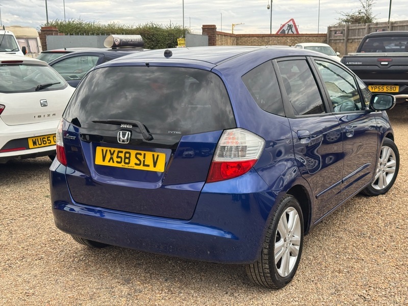 Honda Jazz 1.3 I-vtec Es 98 Bhp Red #7