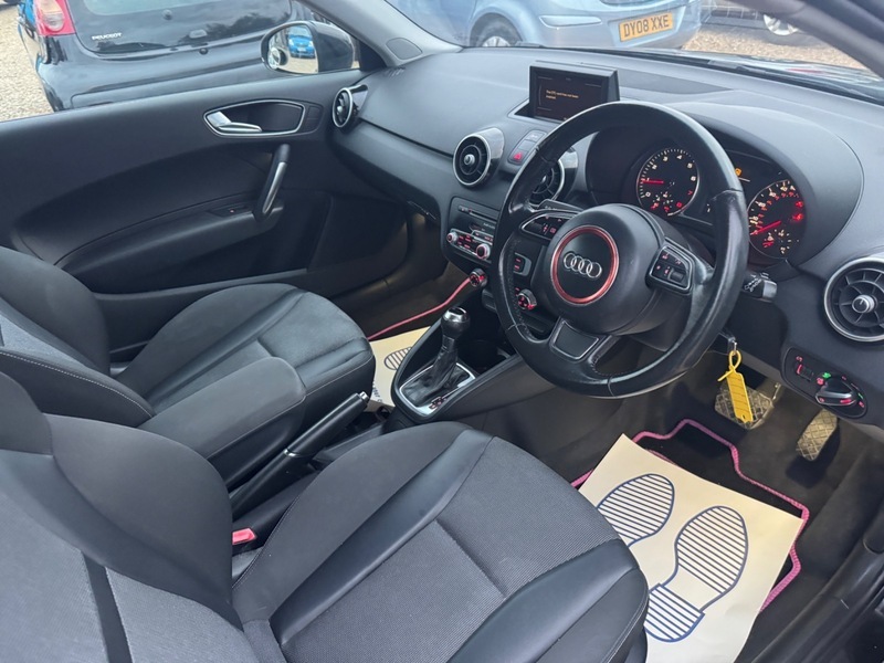 Audi A1 1.4 Tfsi Sport Euro 5 Ss Black #19