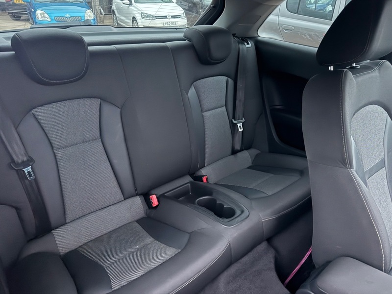 Audi A1 1.4 Tfsi Sport Euro 5 Ss Black #23