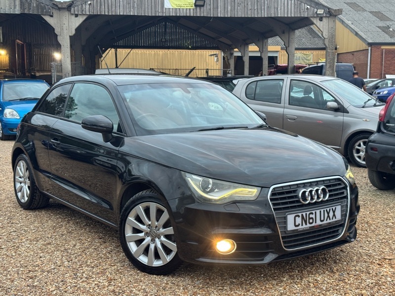 Audi A1 1.4 Tfsi Sport Euro 5 Ss Black #11