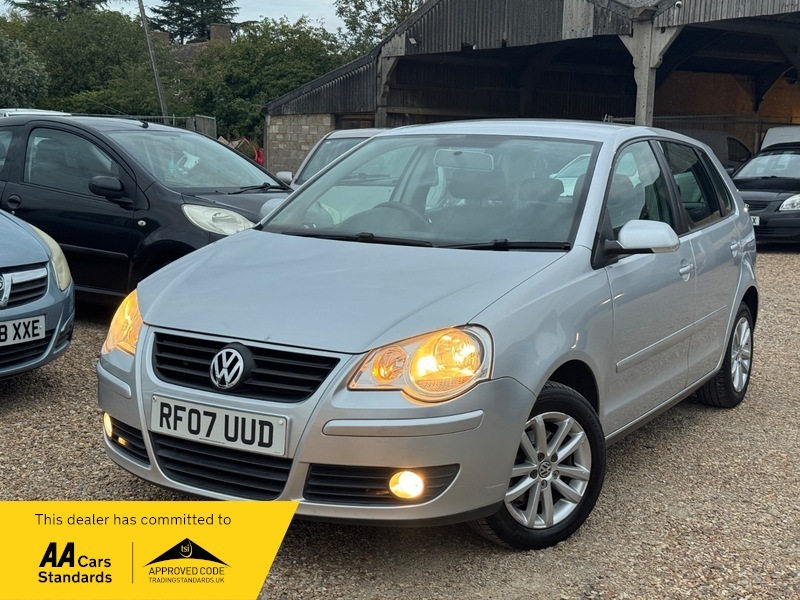 Volkswagen Polo S 75Bhp Silver