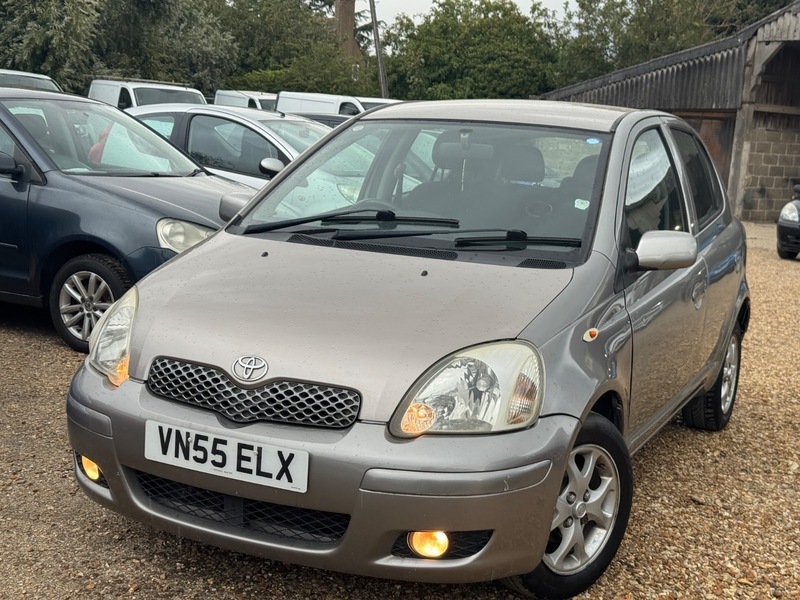 Toyota Yaris Vvti Colour Collection Silver #6