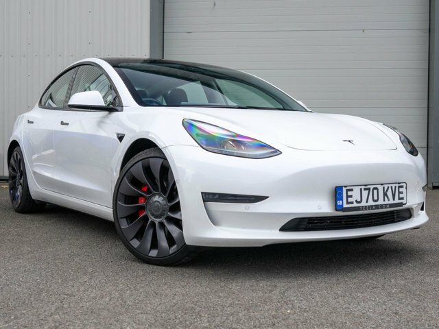 Tesla Model 3 2020 Dual Motor Performance Saloon White