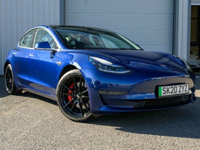 Tesla Model 3 2020 Dual Motor Performance Saloon Blue