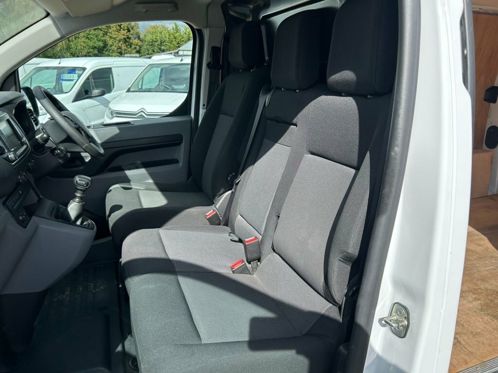 Peugeot Expert Manual Grey #29