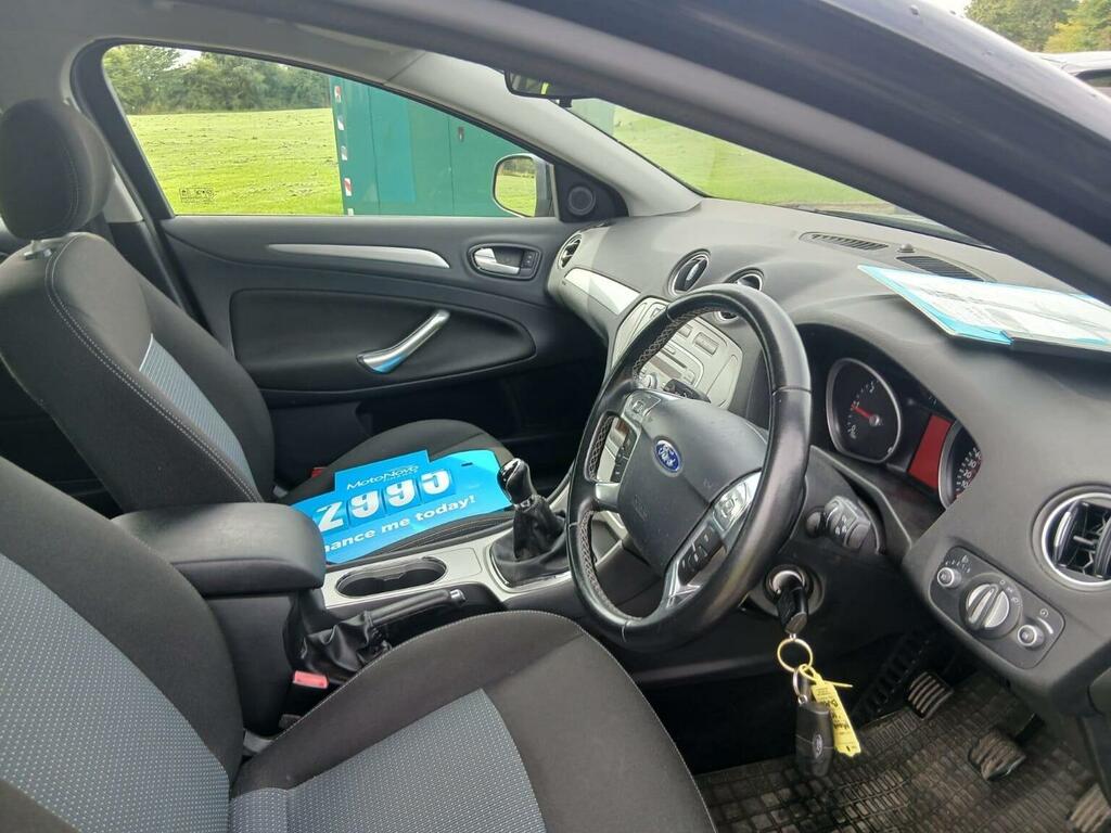 Ford Mondeo Titanium Gold #10