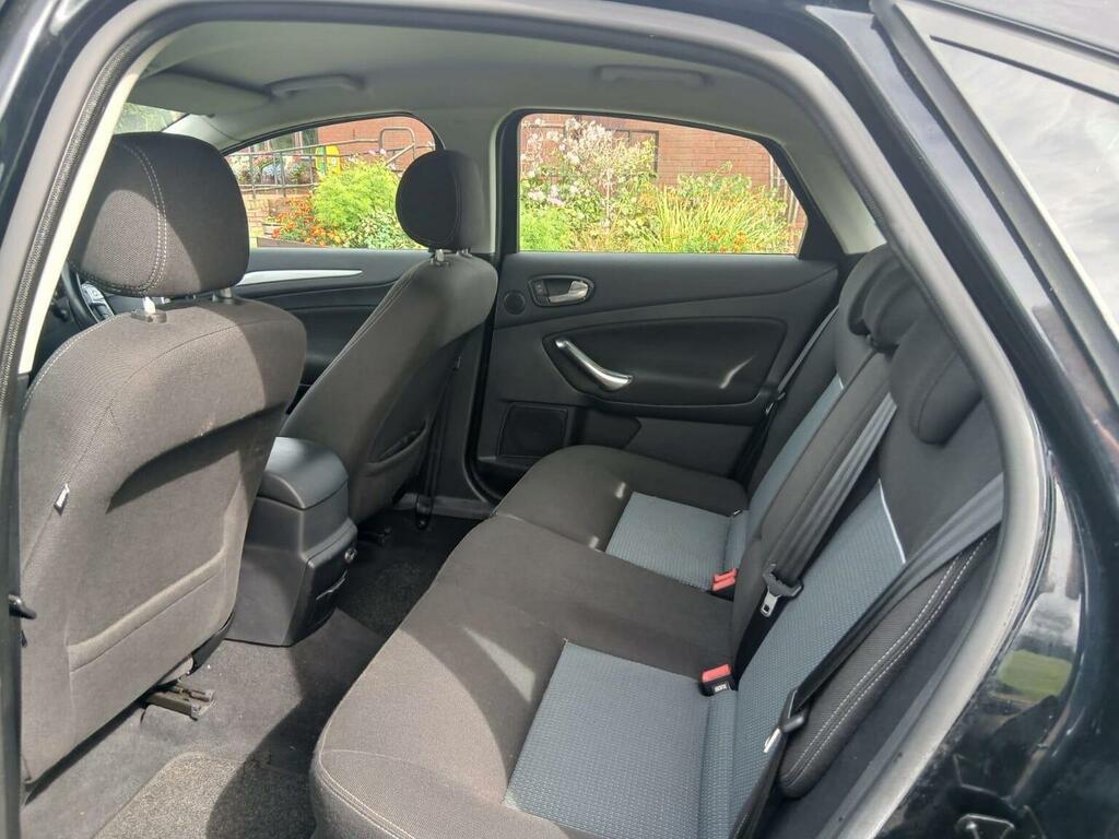 Ford Mondeo Titanium Gold #15