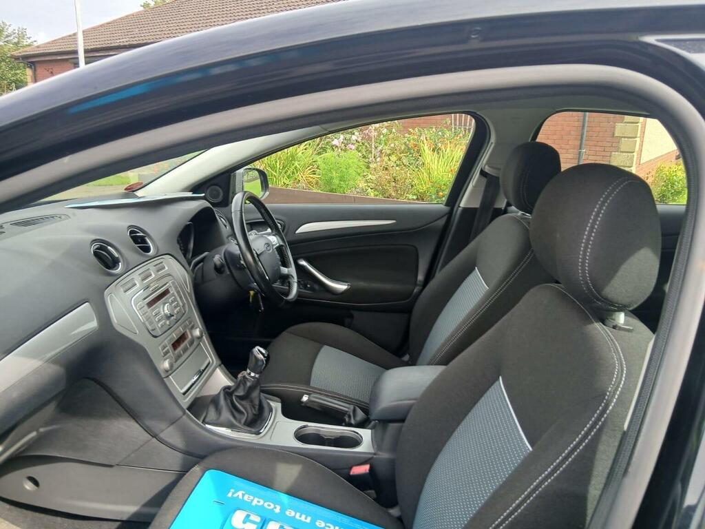 Ford Mondeo Titanium Gold #14