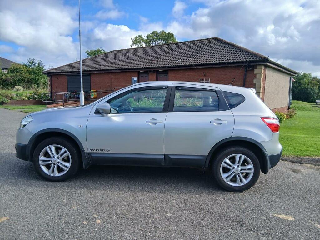 Nissan Qashqai 1.5 Acenta Dci 105 Bhp Black #4