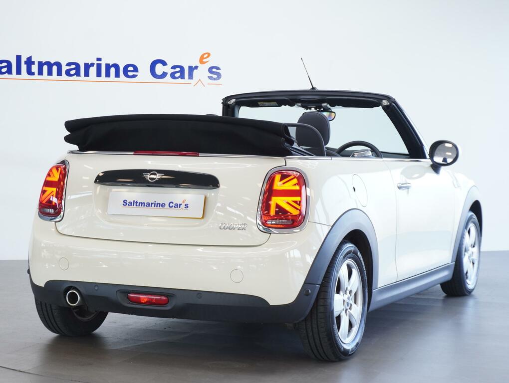 Mini Convertible 1.5 Cooper Classic Convertible E White #6