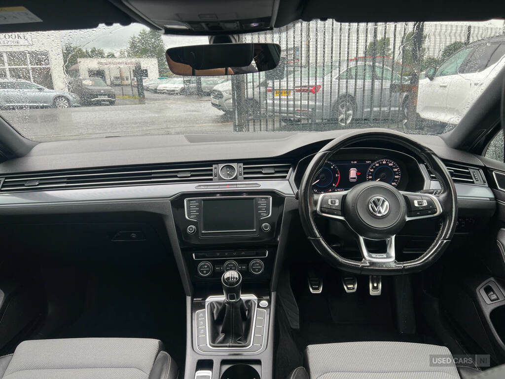 Volkswagen Passat Grey #13