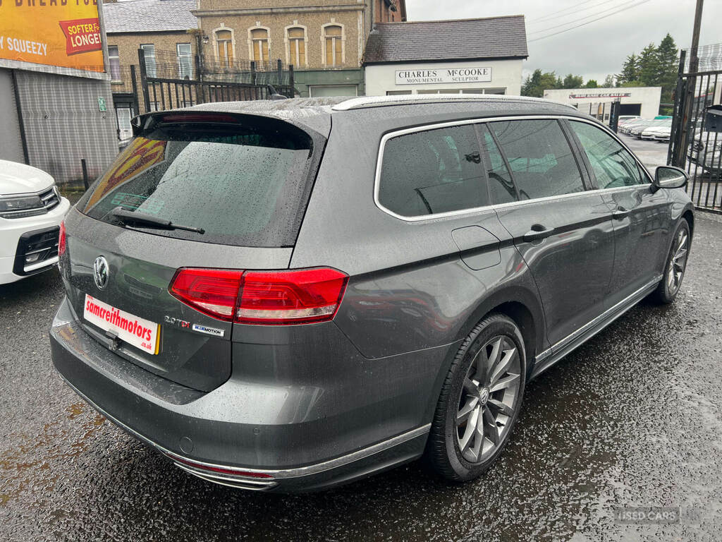Volkswagen Passat Grey #7