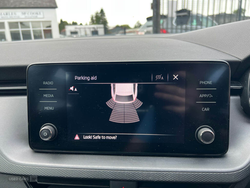 Skoda Scala Se L White #17