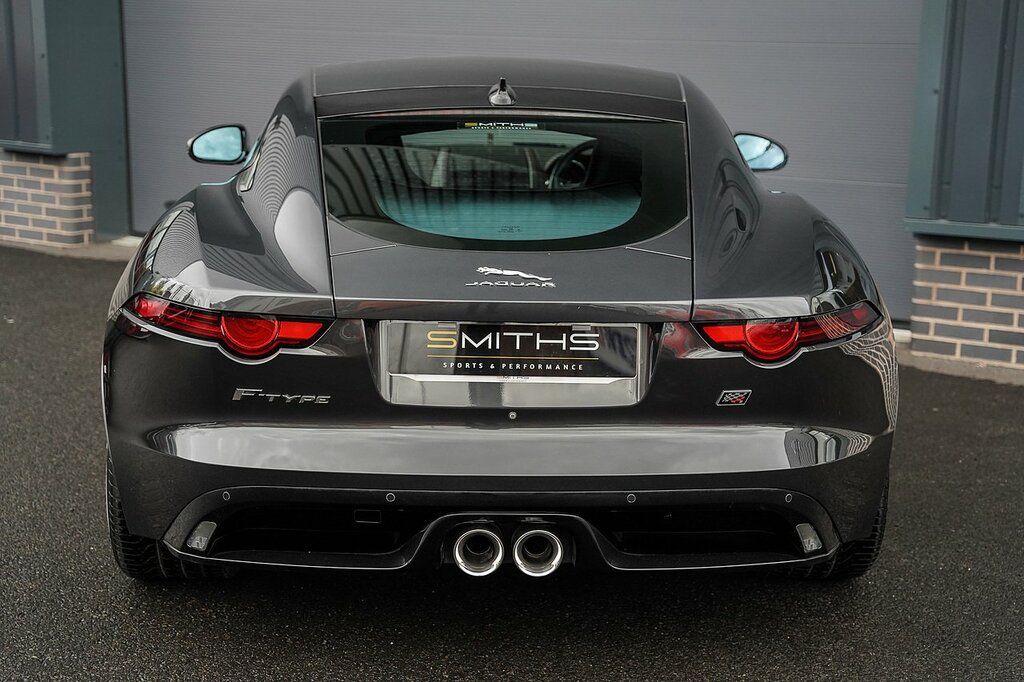 Jaguar F-Type 2L Chequered Flag Red #38