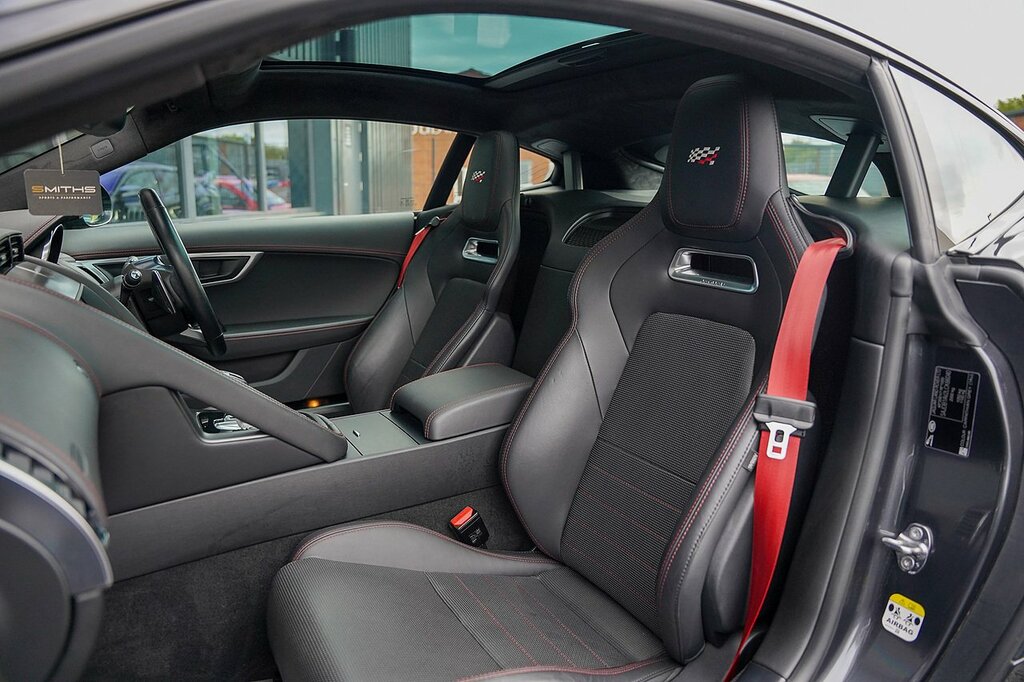 Jaguar F-Type 2L Chequered Flag Red #20