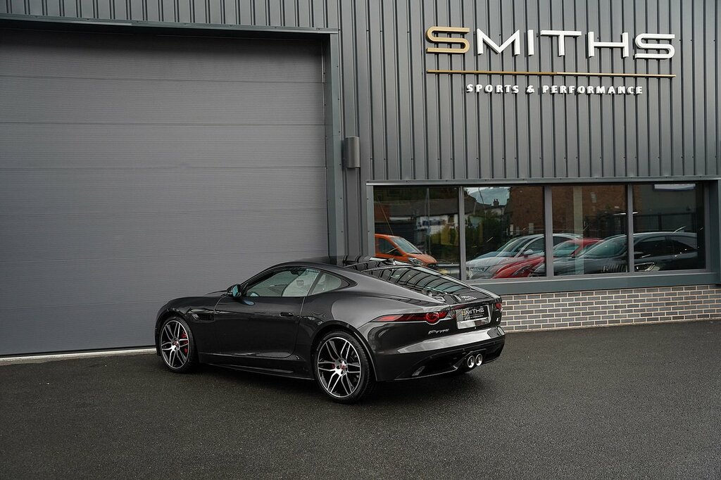 Jaguar F-Type 2L Chequered Flag Red #41