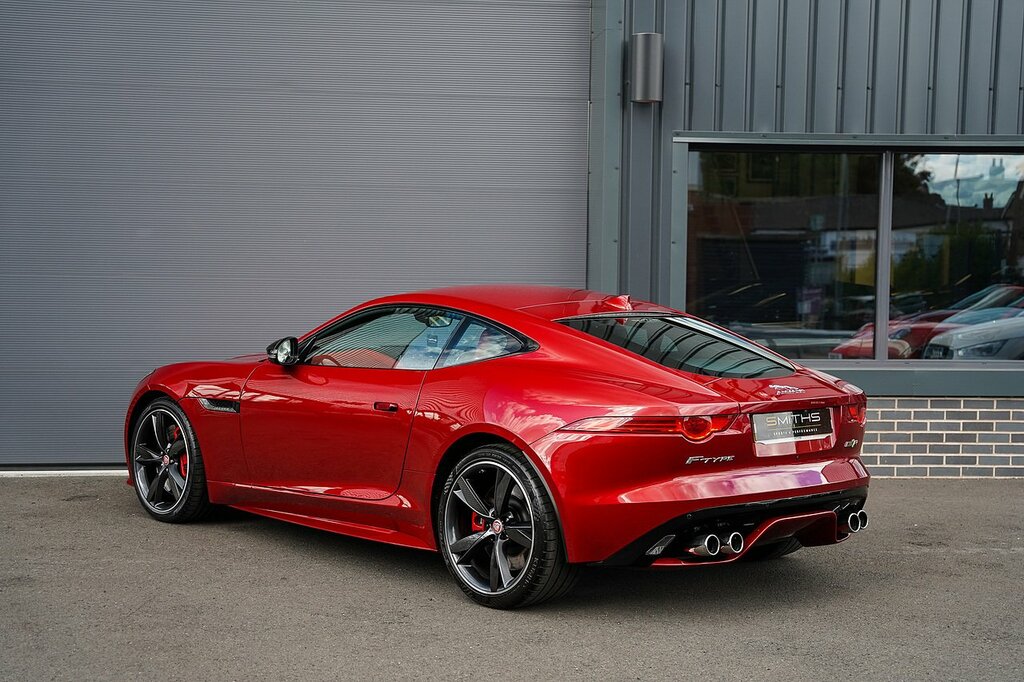 Jaguar F-Type V8 R Red #4