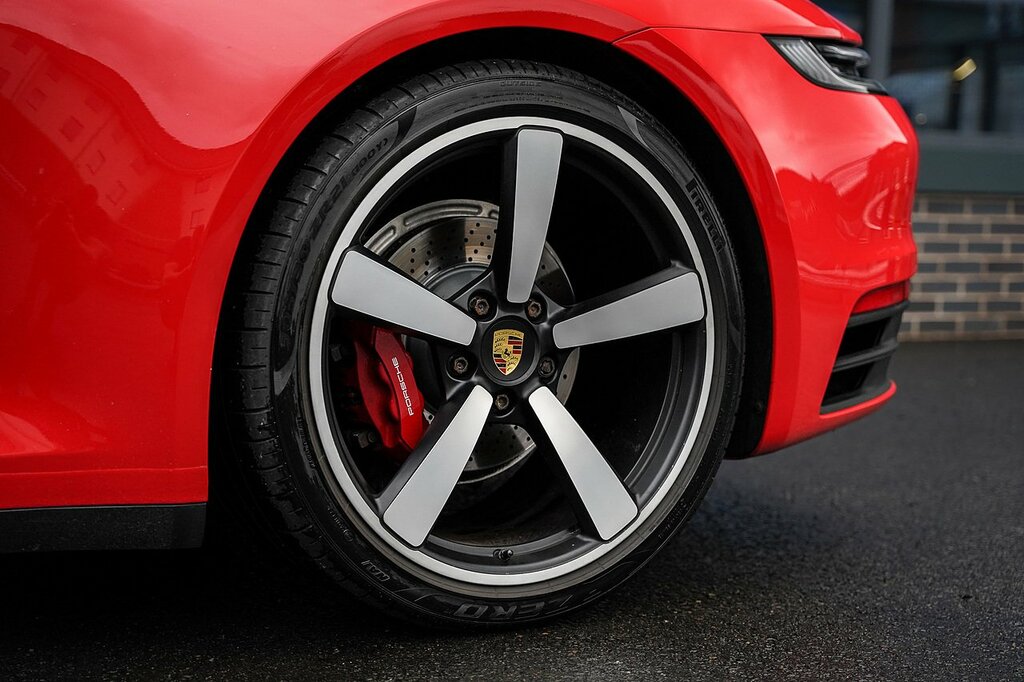 Porsche 911 Targa 4 Gts Grey #14