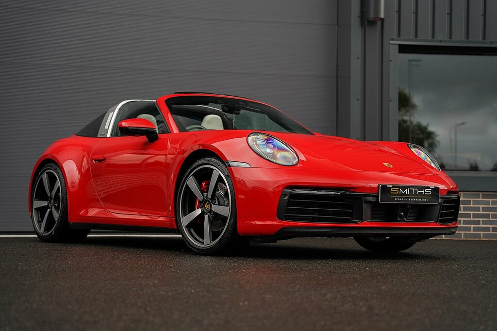 Porsche 911 Targa 4 Gts Grey #41