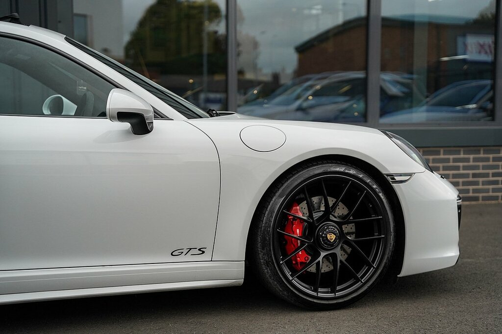 Porsche 911 Carrera Gts S-a 2017 Red #8