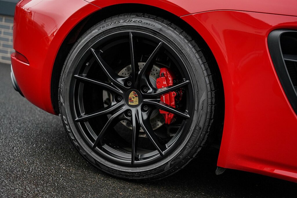 Porsche 718 Cayman Cayman Black #14