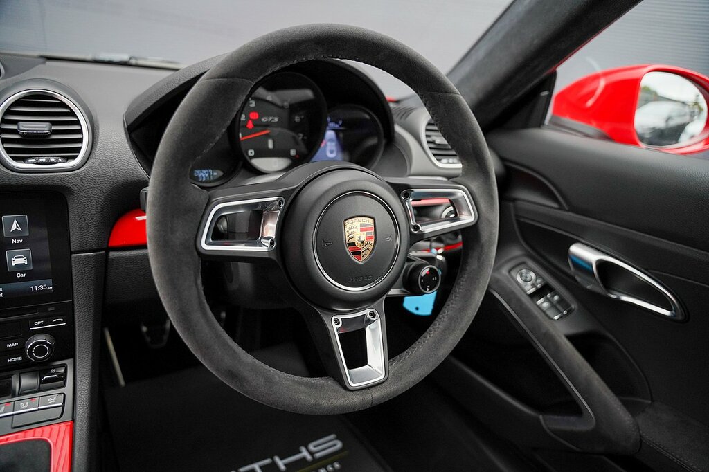Porsche 718 Cayman Cayman Black #25