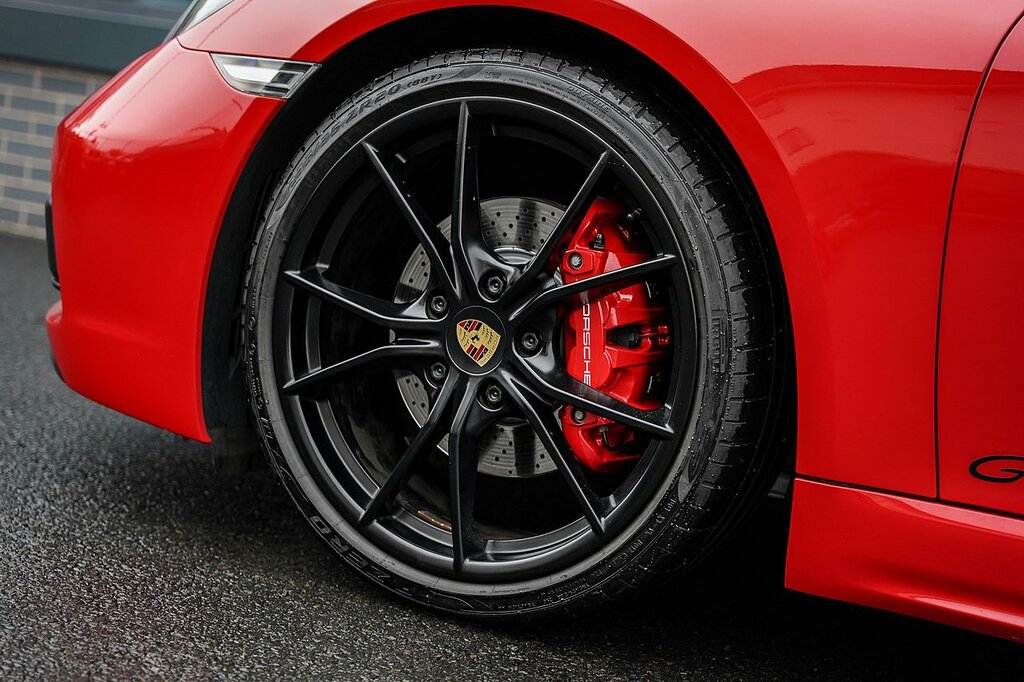 Porsche 718 Cayman Cayman Black #16