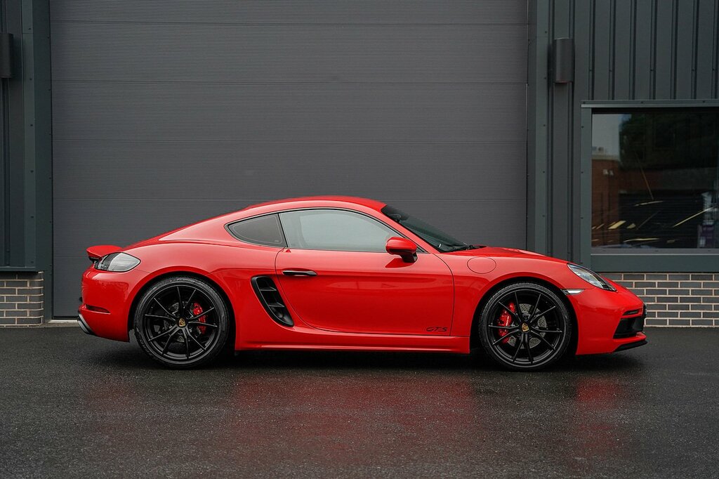 Porsche 718 Cayman T Gts Red #4