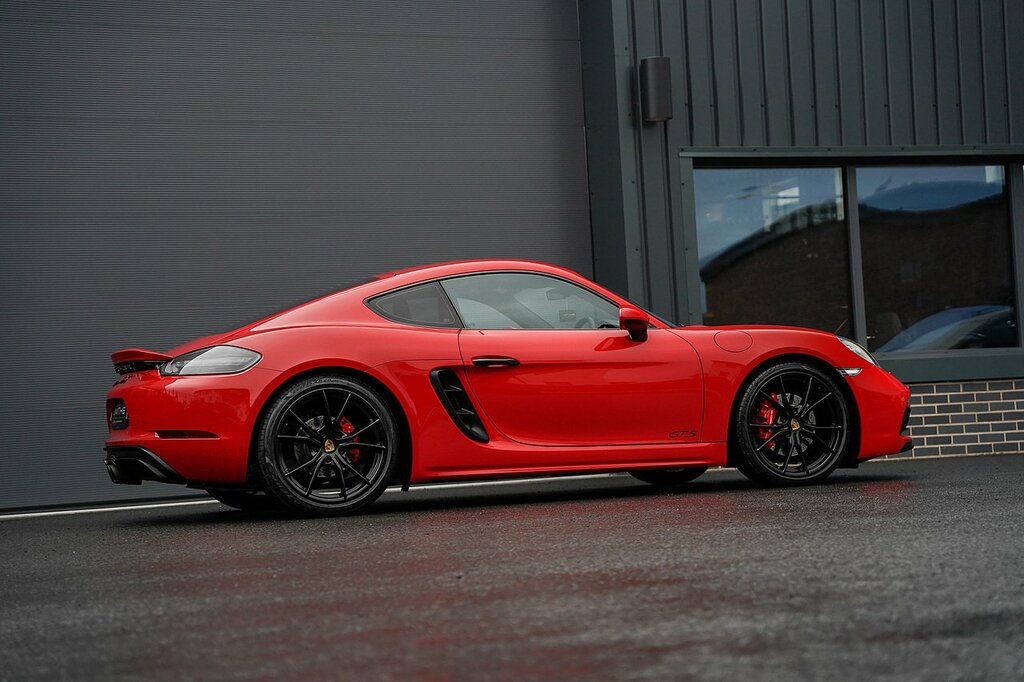 Porsche 718 Cayman Cayman Black #12