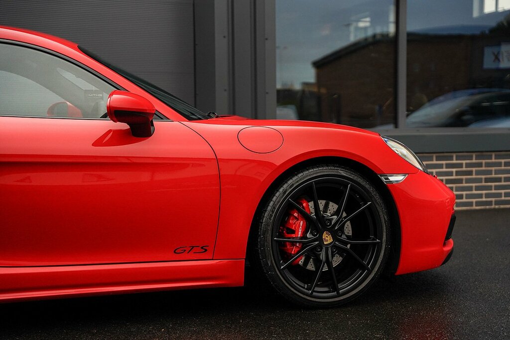 Porsche 718 Cayman Cayman Black #9