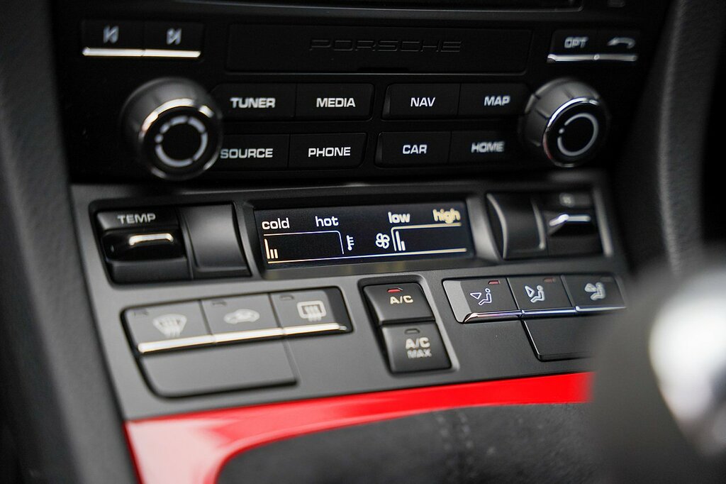 Porsche 718 Cayman Cayman Black #27
