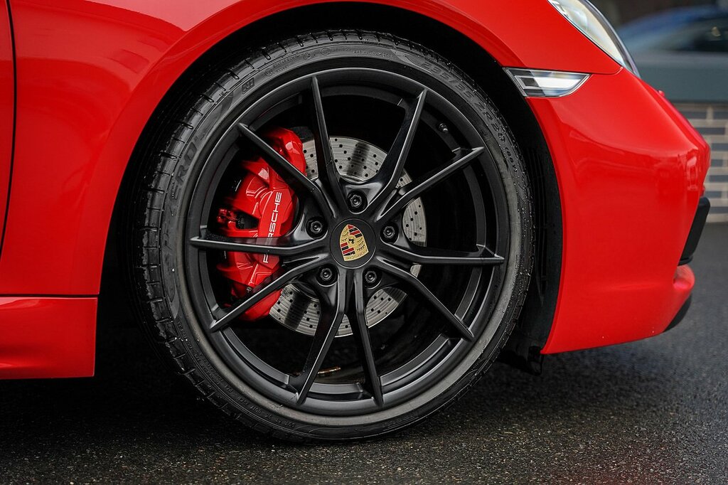 Porsche 718 Cayman Cayman Black #13