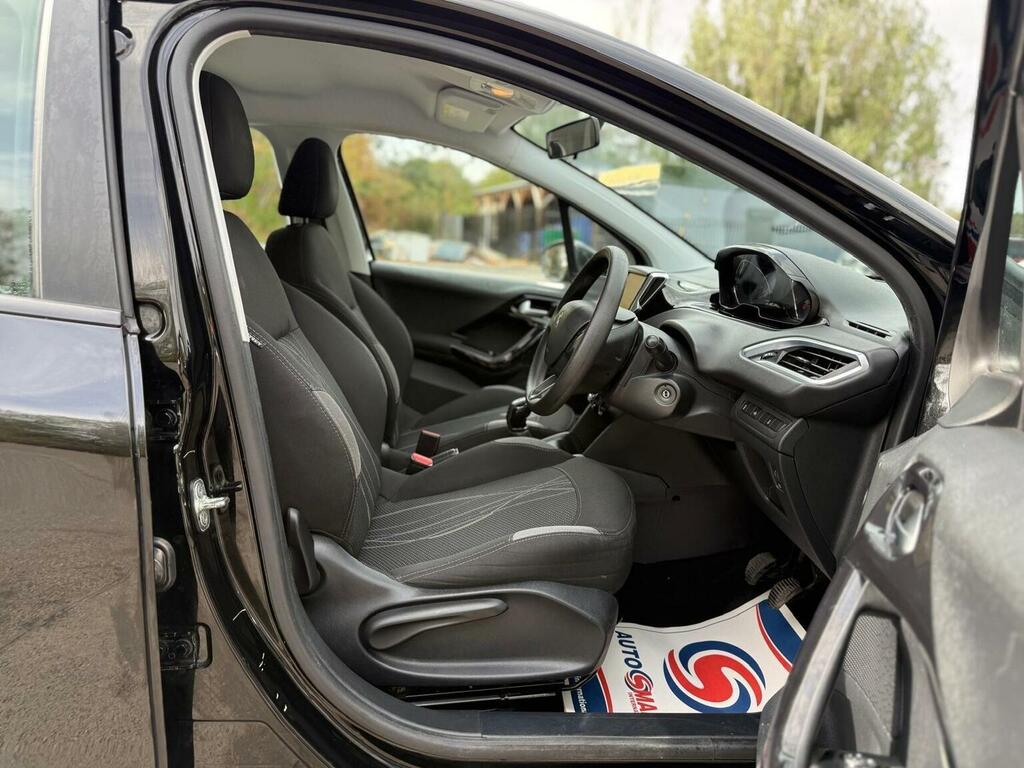 Peugeot 208 208 Active Grey #31