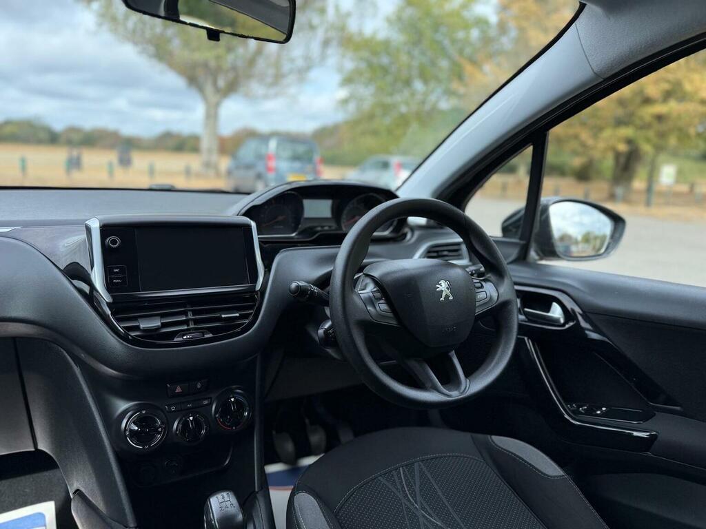 Peugeot 208 208 Active Grey #19