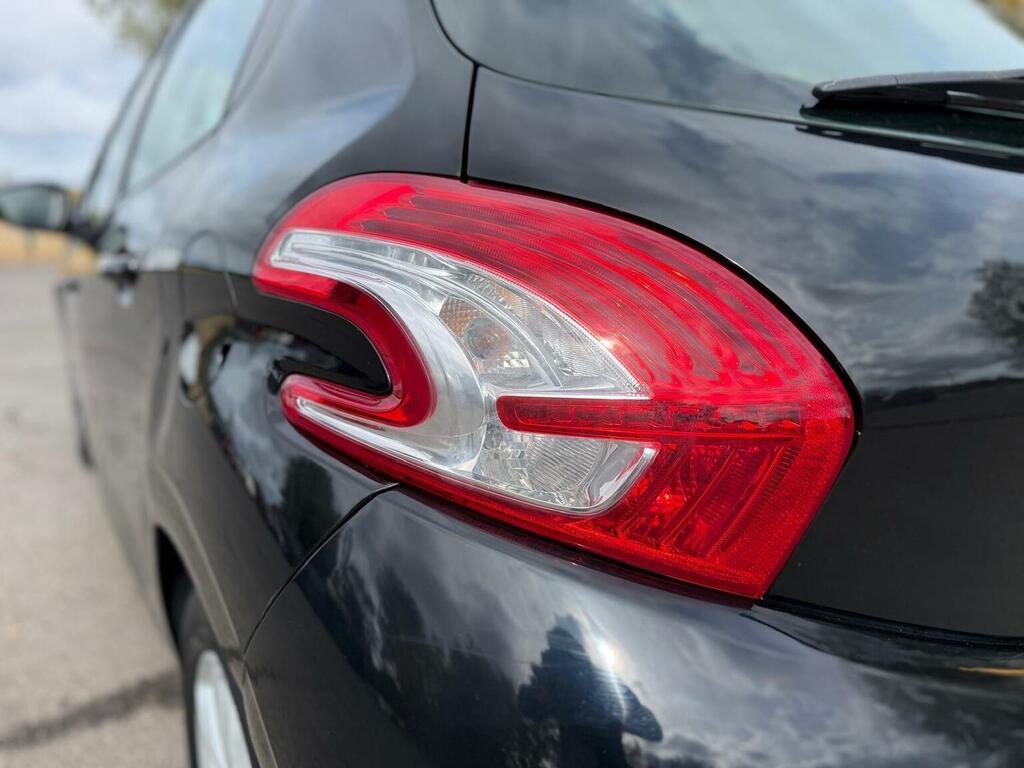Peugeot 208 208 Active Grey #48