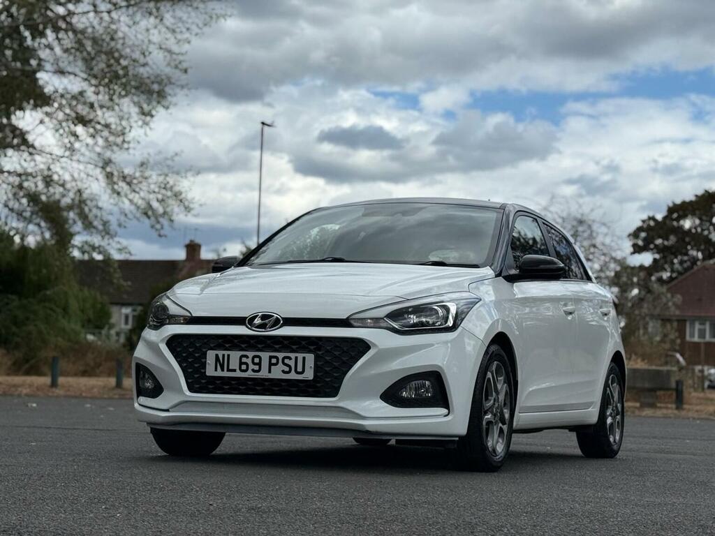 Hyundai I20 1.2 Play Euro 6 Ss White #5