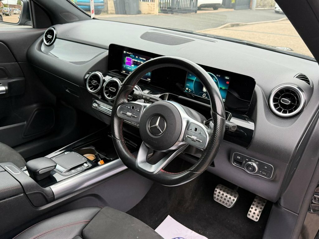 Mercedes-Benz GLA Class Amg S Black #2