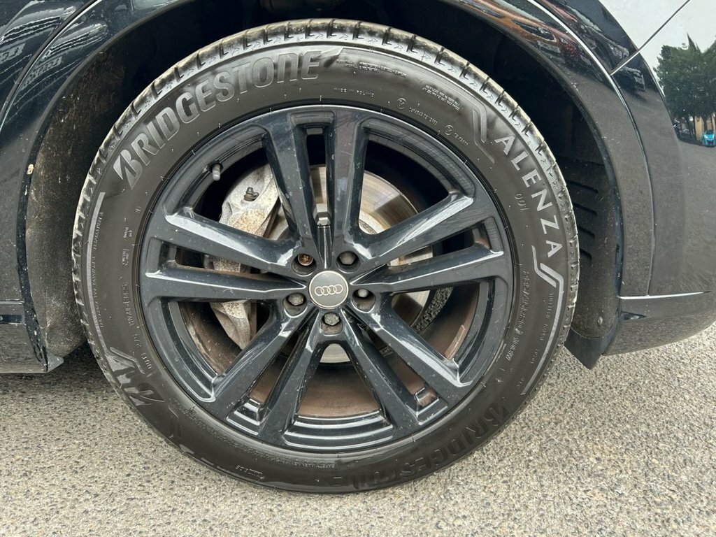 Audi Q7 3.0 Q7 Black Grey #11