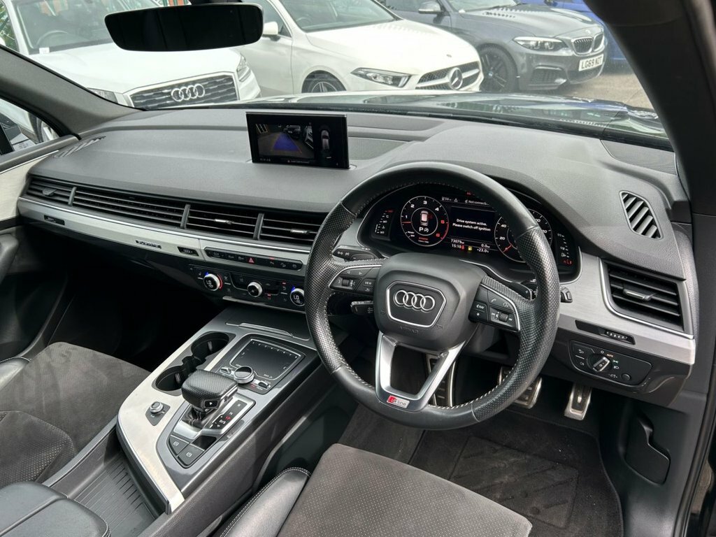 Audi Q7 3.0 Q7 Black Grey #18