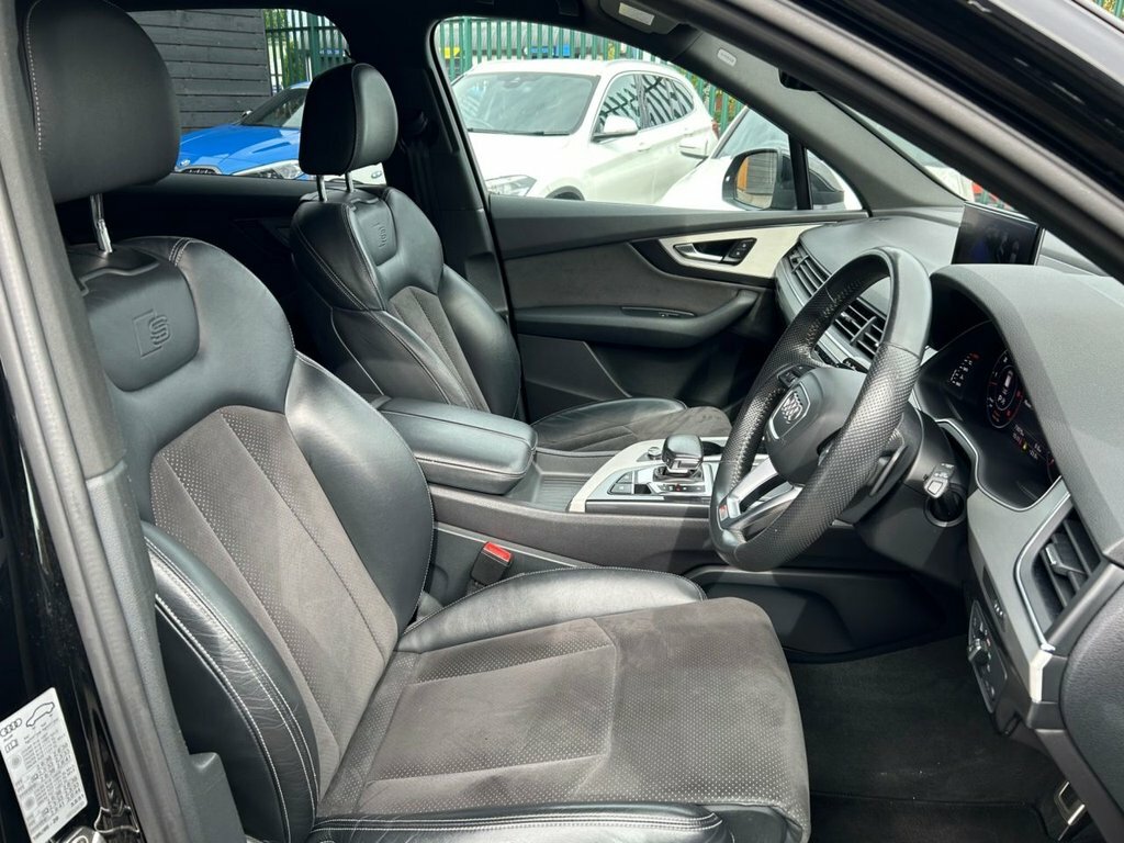 Audi Q7 3.0 Q7 Black Grey #19