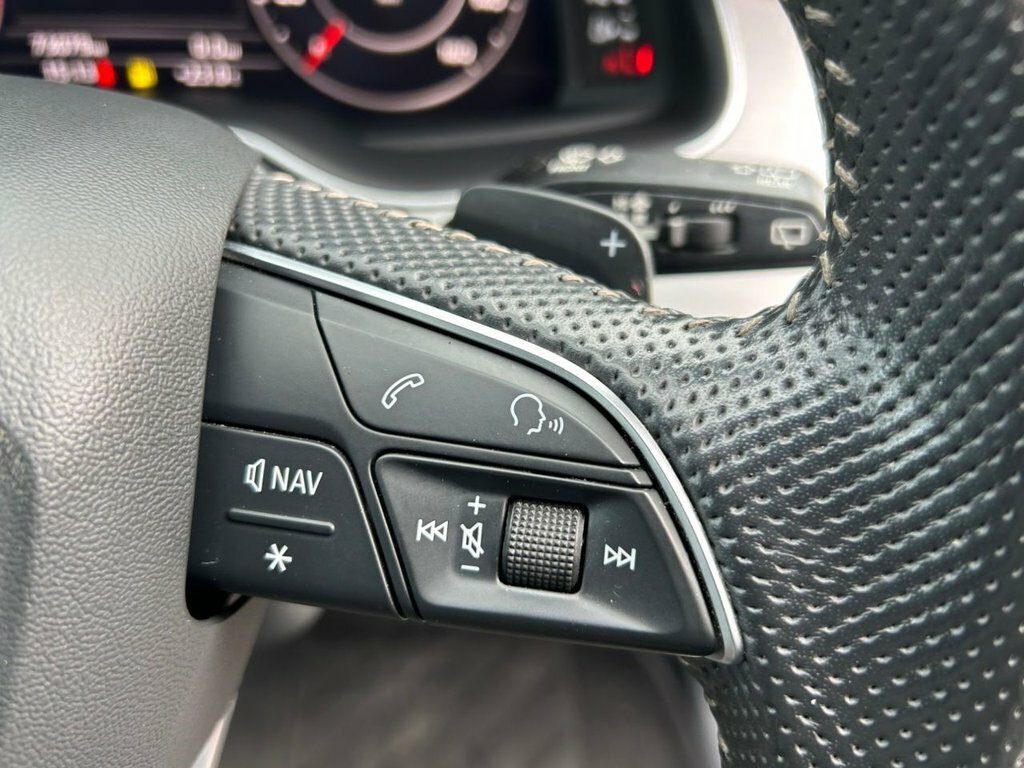 Audi Q7 3.0 Q7 Black Grey #30